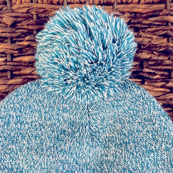 Carhartt Women’s Teal Knit Beanie with Pom-Pom - Picture 2 of 4